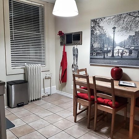 Cozy 2-Bedroom Apartment #25 By Amazing Property Rentals Gatineau Esterno foto