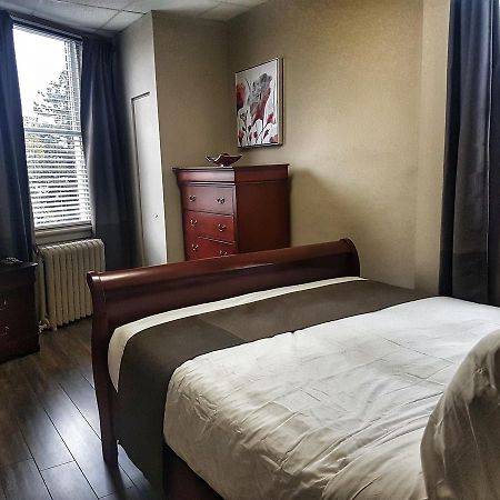 Cozy 2-Bedroom Apartment #25 By Amazing Property Rentals Gatineau Esterno foto
