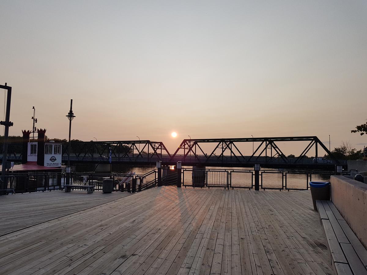 Cozy 2-Bedroom Apartment #25 By Amazing Property Rentals Gatineau Esterno foto